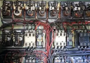 ¿Qué es un circuito eléctrico? Componentes y tipos