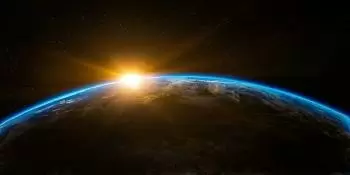 ¿Cuál es la distancia de la Tierra al Sol?