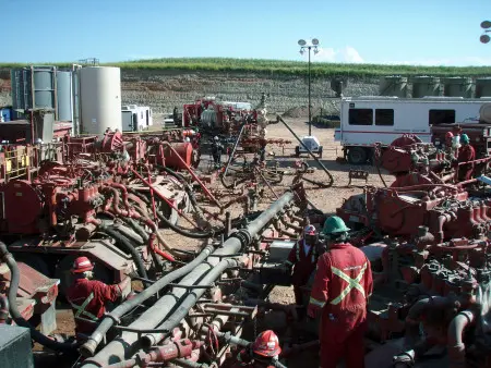 Fracking, método de extracción de petróleo y gas natural